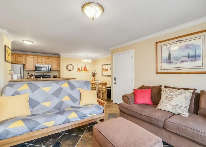 Cozy Near Downtown Shared Pool And Hot Tub Holiday home Scottsdale