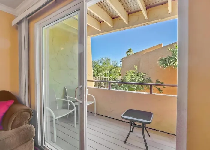 Holiday home Cozy Near Downtown Shared Pool And Hot Tub *